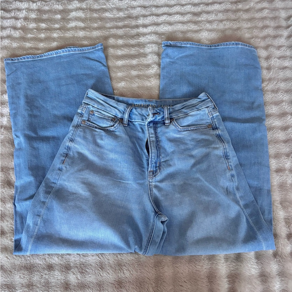American Eagle light wash baggy wide leg jeans